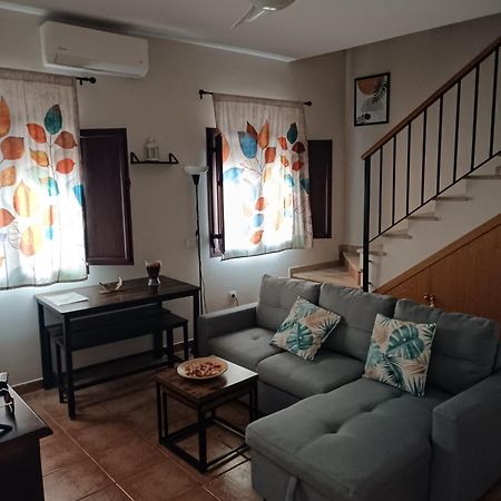 Apartamento Rural Duplex Del Monte Cazalla de la Sierra Exteriör bild